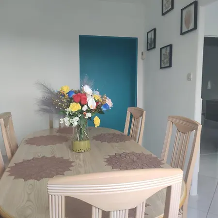Ketsia House *